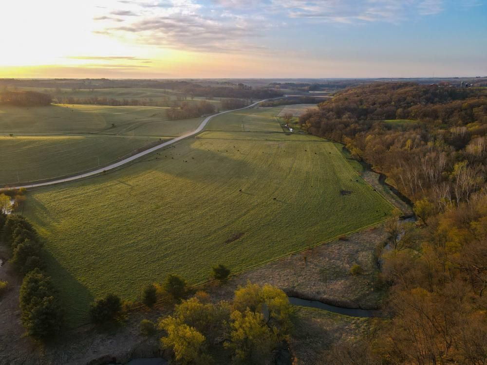 000 Highway 191, Dodgeville, WI 53555 MLS Iowa 140 LandWatch