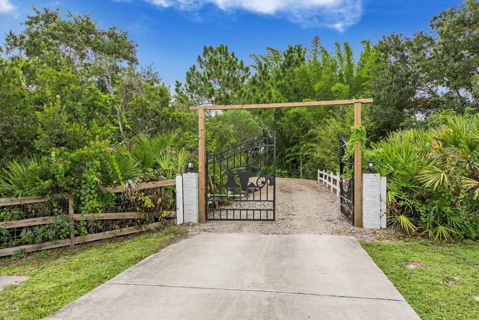 Myakka City, Manatee County, FL Lakefront Property, Waterfront Property