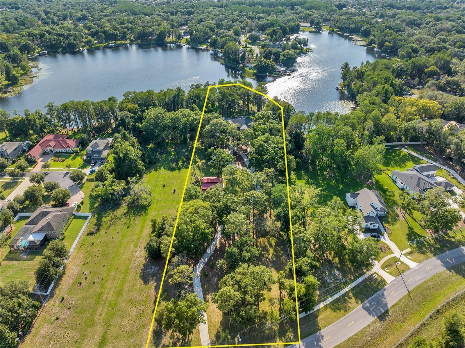 Tampa, Hillsborough County, FL Lakefront Property, Waterfront Property