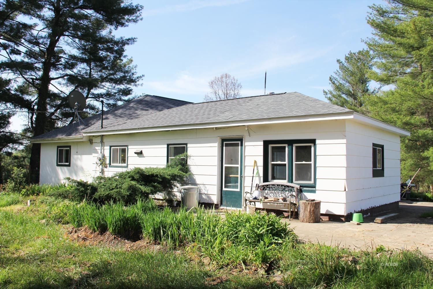 Millfield, Athens County, OH House for sale Property ID 416415045