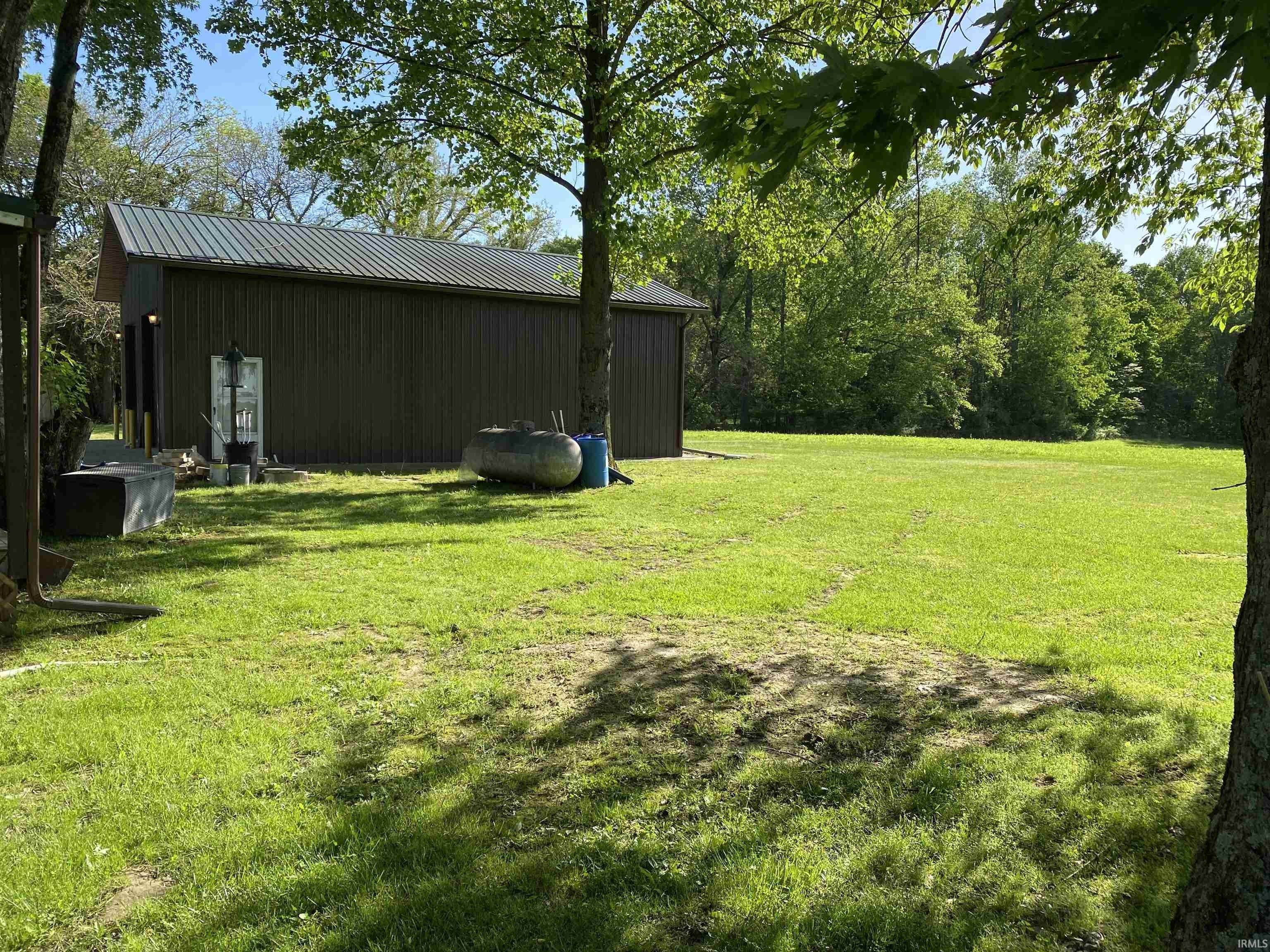 Bedford, Lawrence County, IN House for sale Property ID 416434045