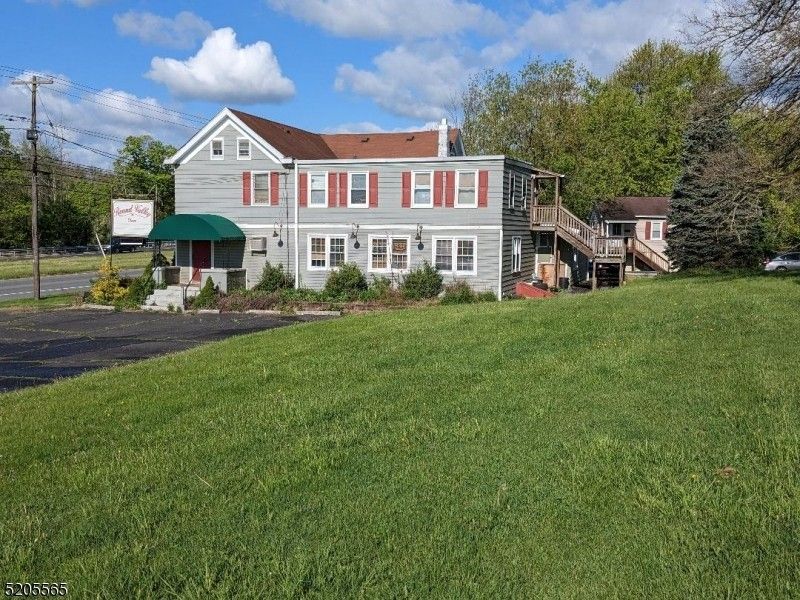 Lebanon, Hunterdon County, NJ Commercial Property, House for sale