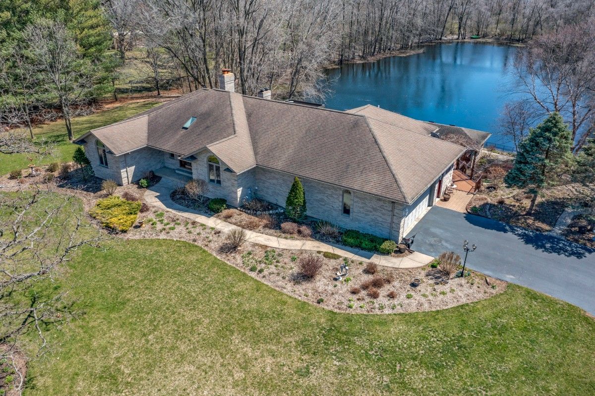 Marengo, McHenry County, IL Lakefront Property, Waterfront Property