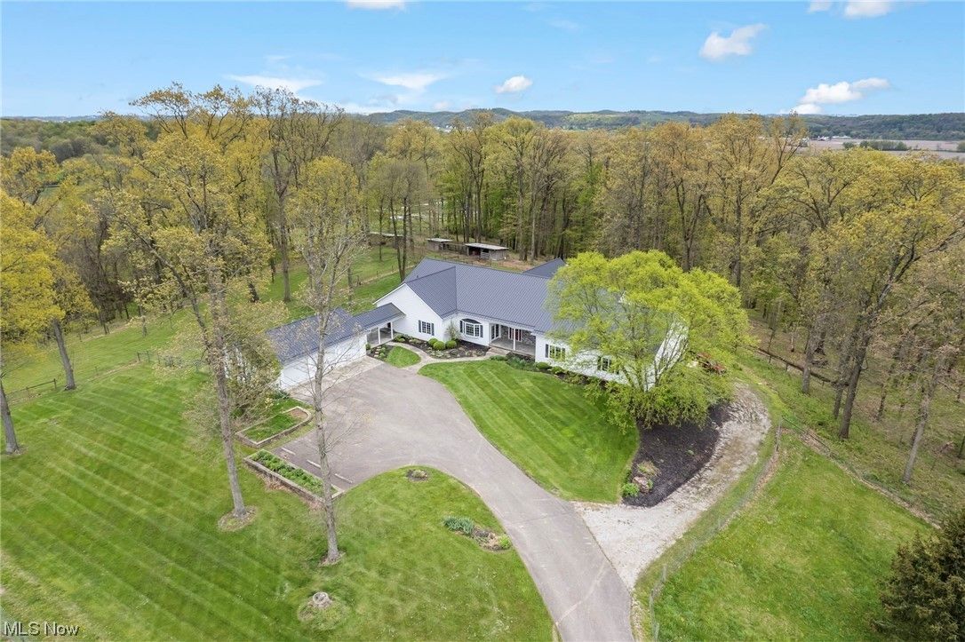 Fresno, Coshocton County, OH House for sale Property ID 416471922