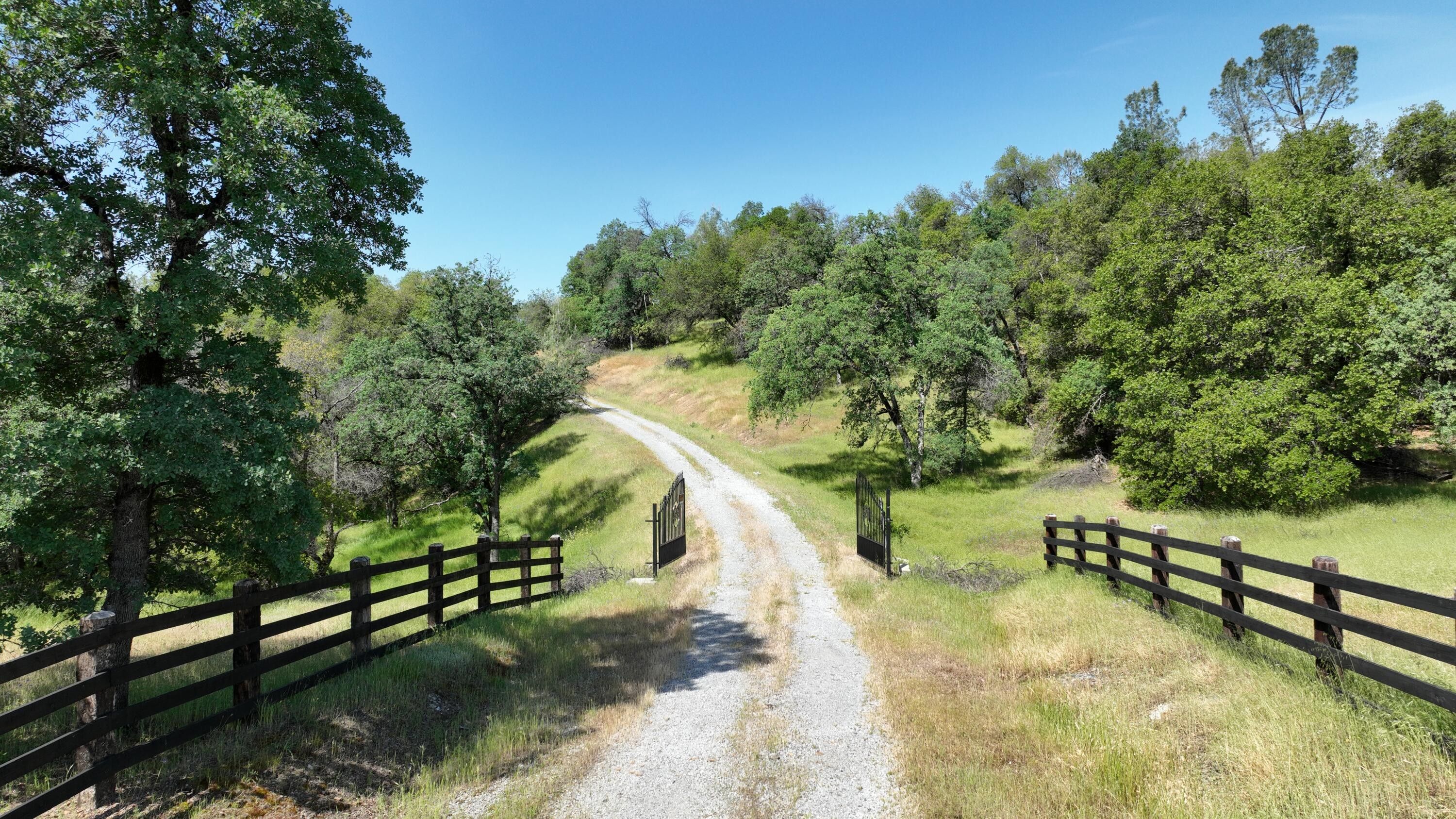 Redding, Shasta County, CA Farms and Ranches, Lakefront Property