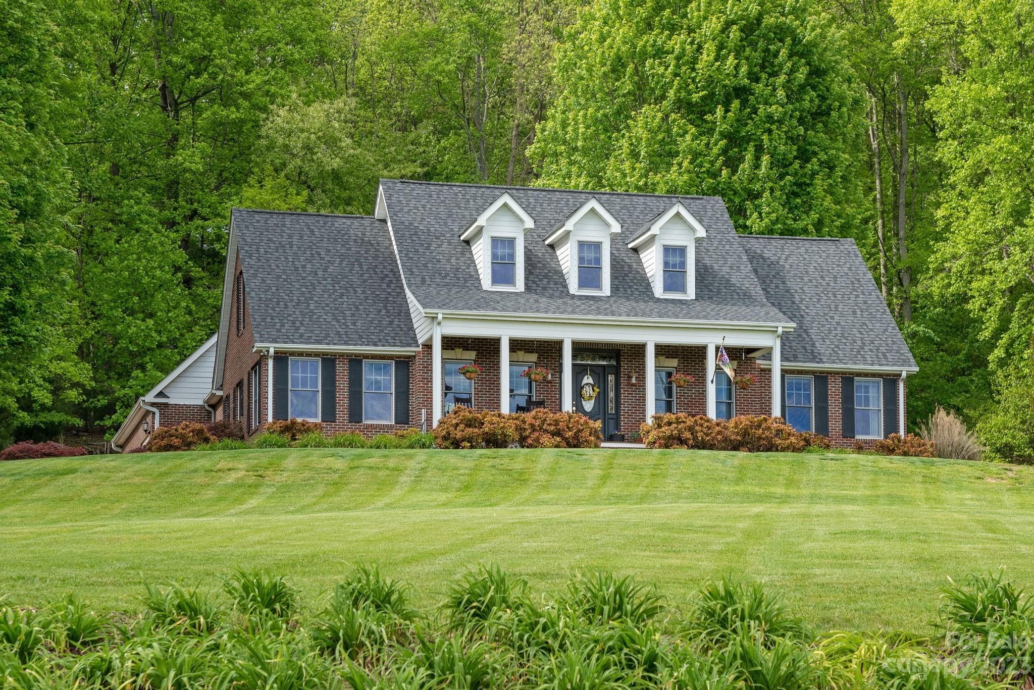 Mills River, Henderson County, NC House for sale Property ID 416488595