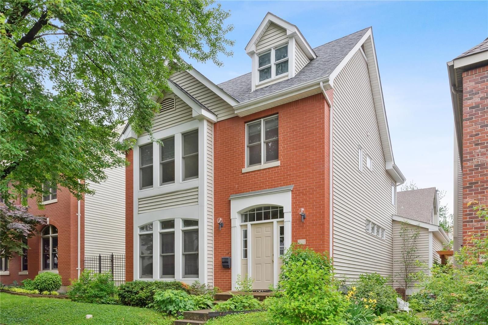 Saint Louis, Saint Louis County, MO House for sale Property ID