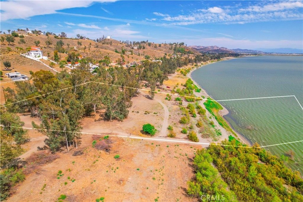 Lake Elsinore, Riverside County, CA Undeveloped Land, Lakefront