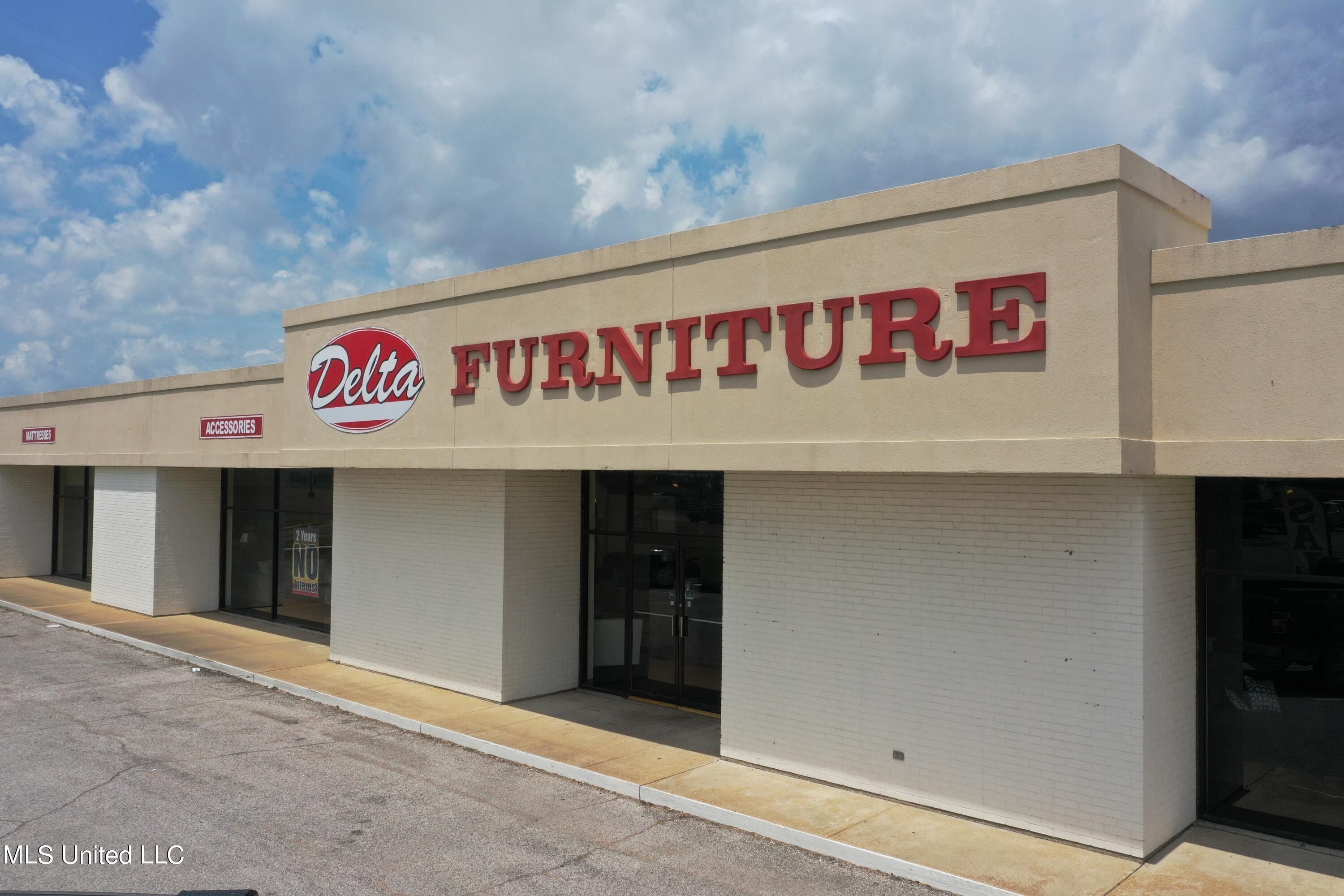 Clarksdale, Coahoma County, MS Commercial Property, House for sale