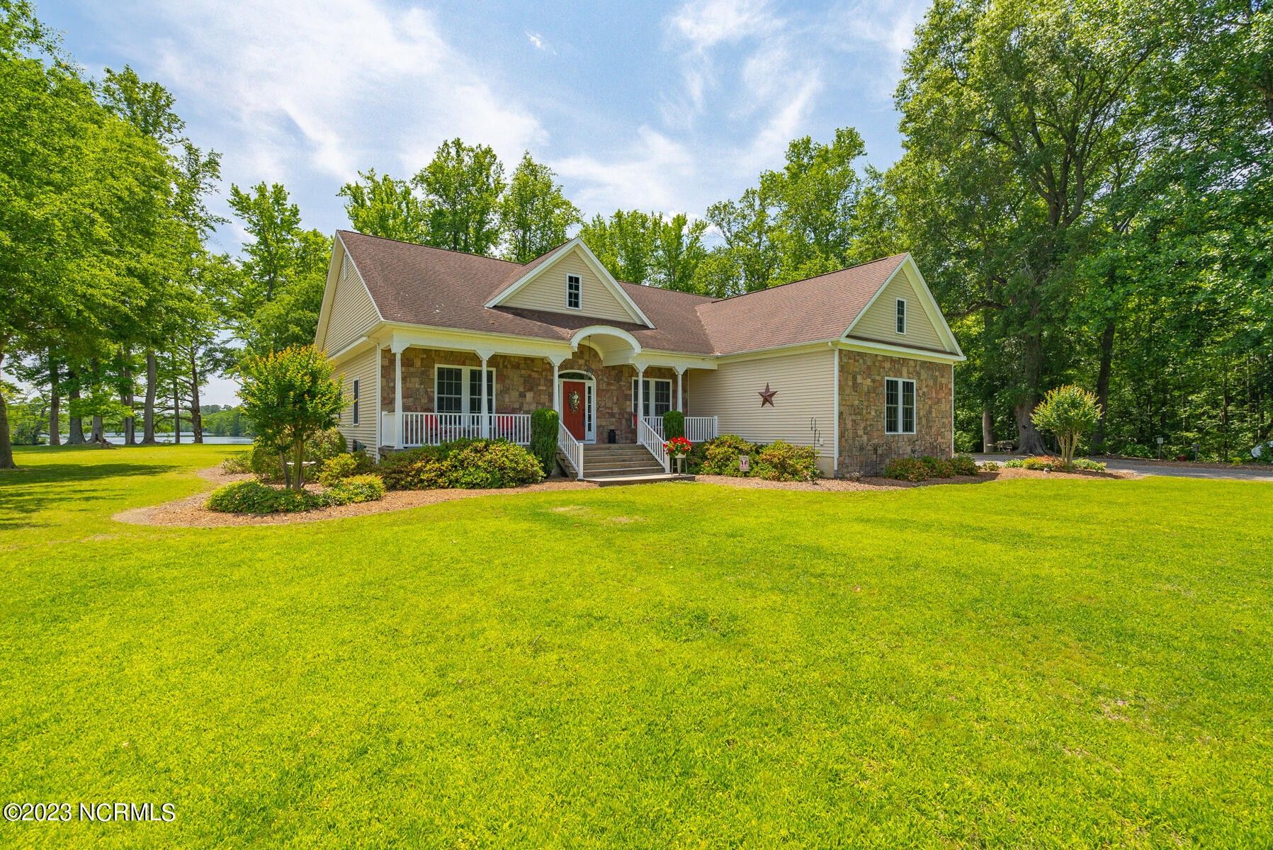 Hertford, Perquimans County, NC Lakefront Property, Waterfront Property, House for sale Property