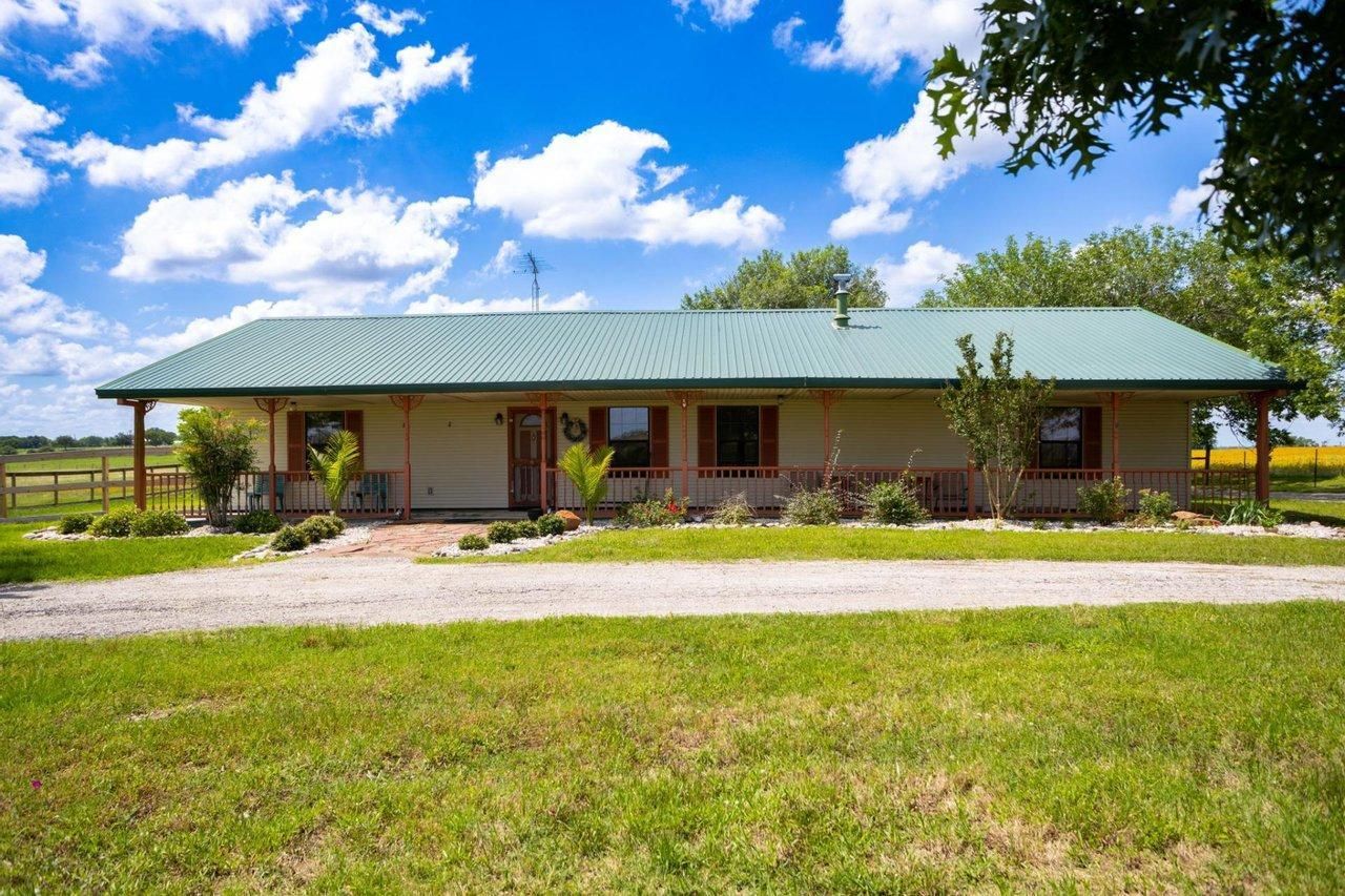 Schulenburg, Fayette County, TX Recreational Property, House for sale