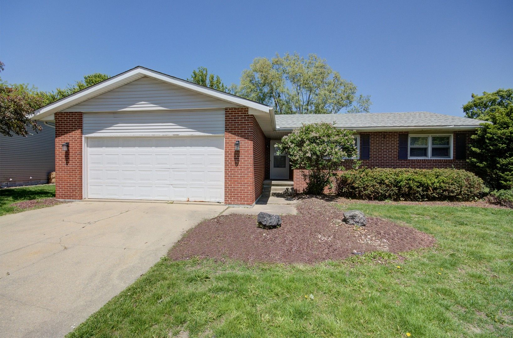 Bourbonnais, Kankakee County, IL Lakefront Property, Waterfront