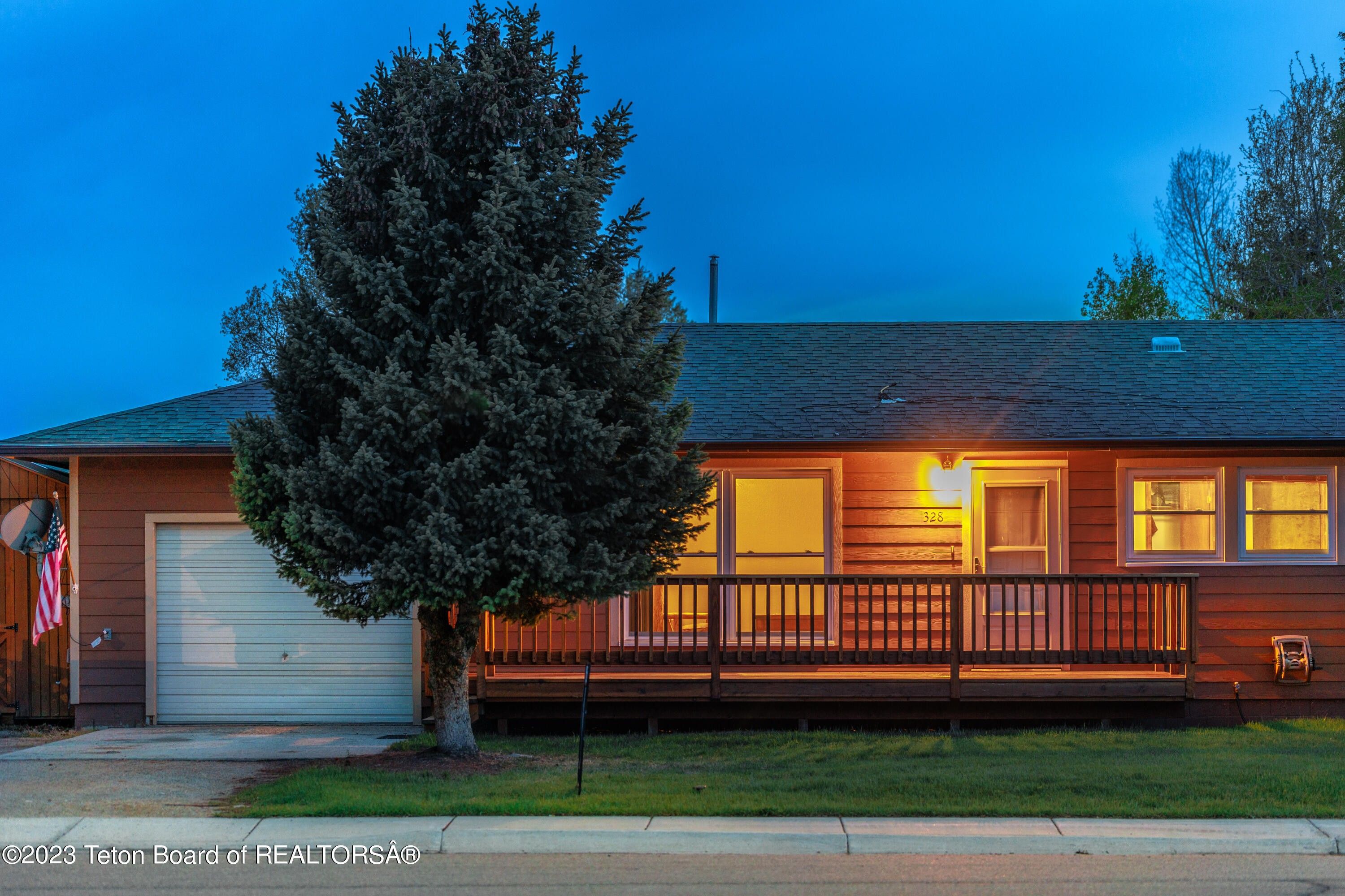 Pinedale, Sublette County, WY Lakefront Property, Waterfront Property