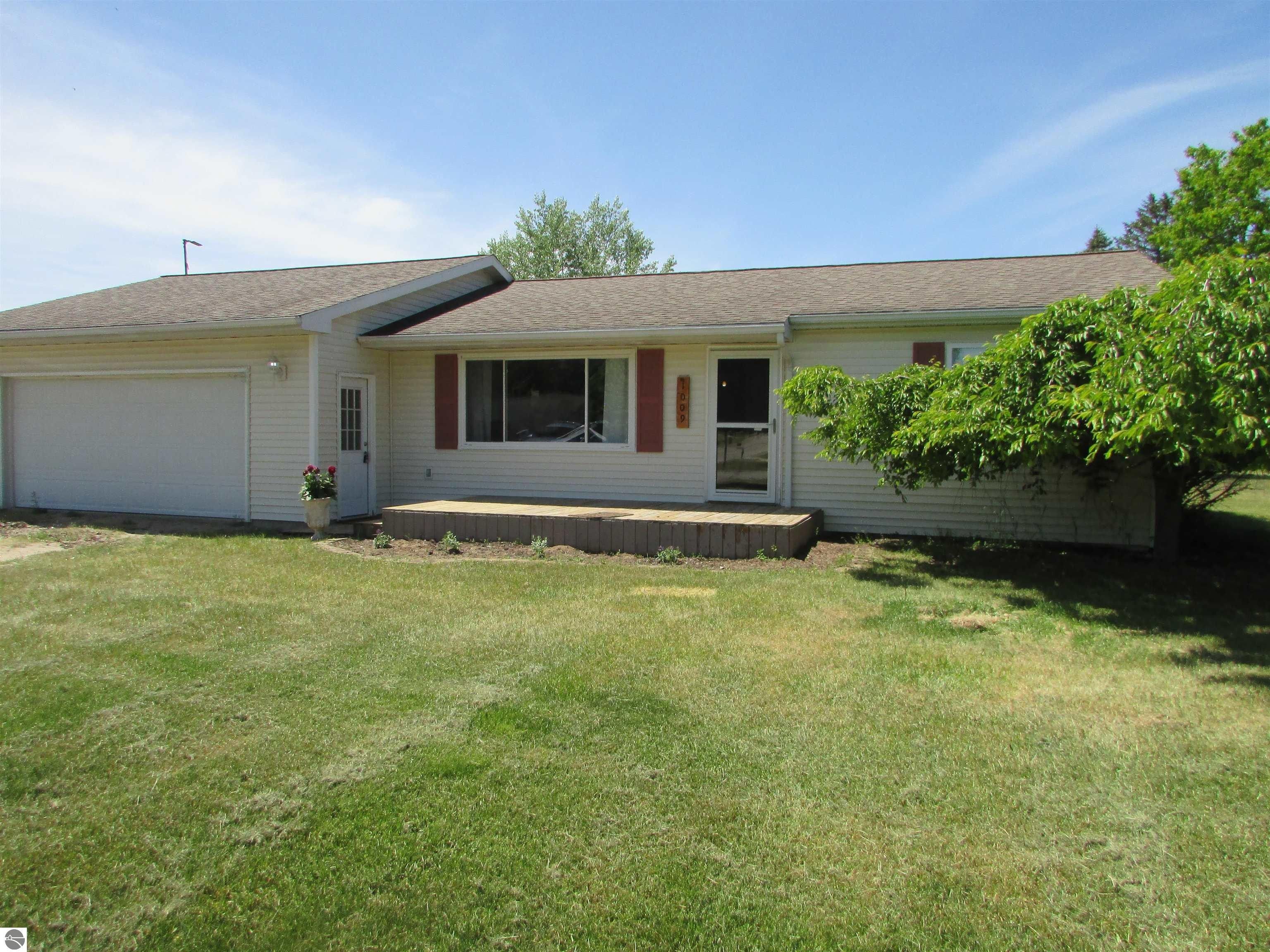 Lake Isabella, Isabella County, MI Lakefront Property, Waterfront