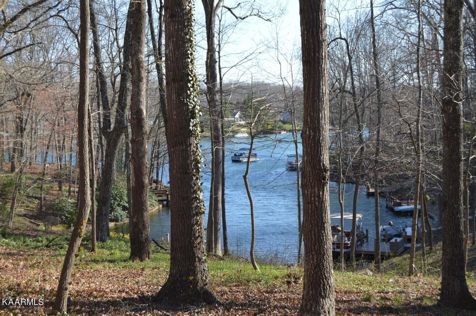Crossville, Cumberland County, TN Lakefront Property, Waterfront Property, Homesites for sale