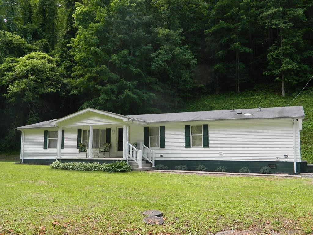 Elkhorn City, Pike County, KY House for sale Property ID 416587197