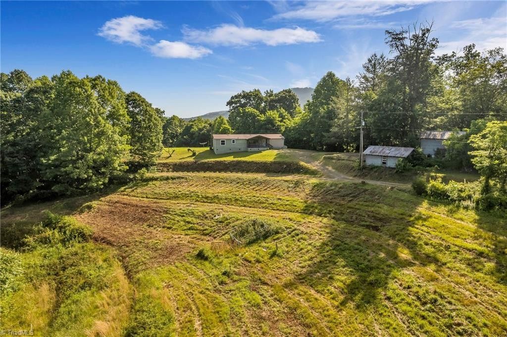 Moravian Falls, Wilkes County, NC House for sale Property ID 416603221
