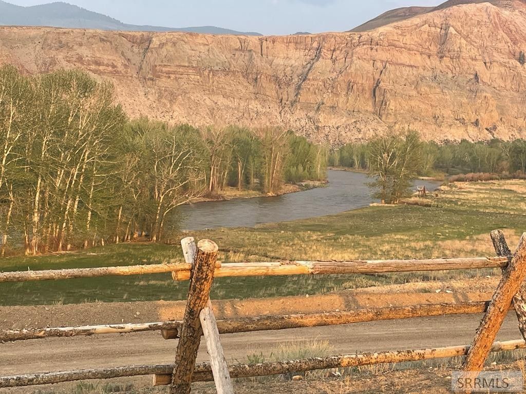 Challis, Custer County, ID Farms and Ranches, Lakefront Property