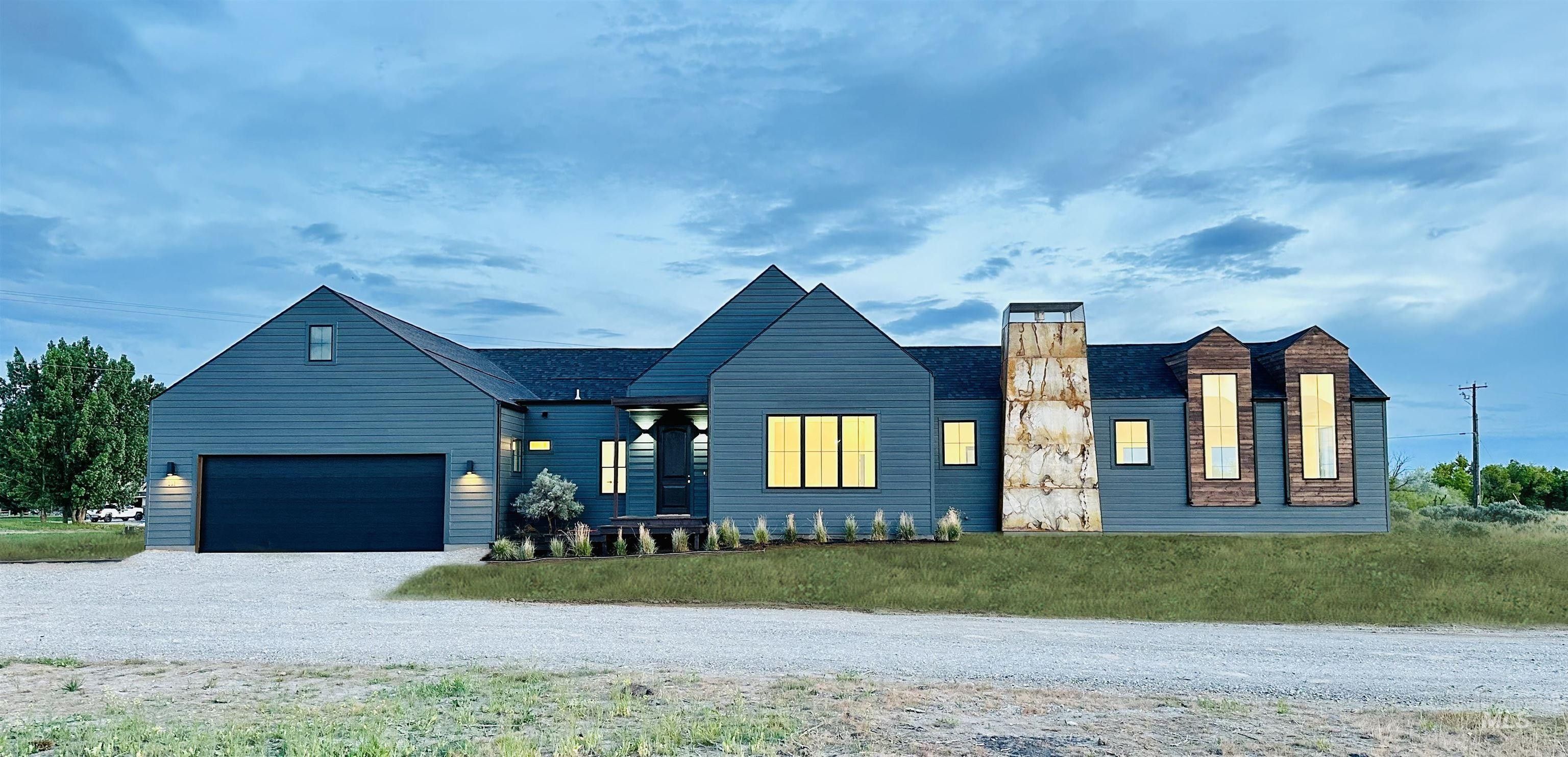 Shoshone, Lincoln County, ID Lakefront Property, Waterfront Property, House for sale Property ID