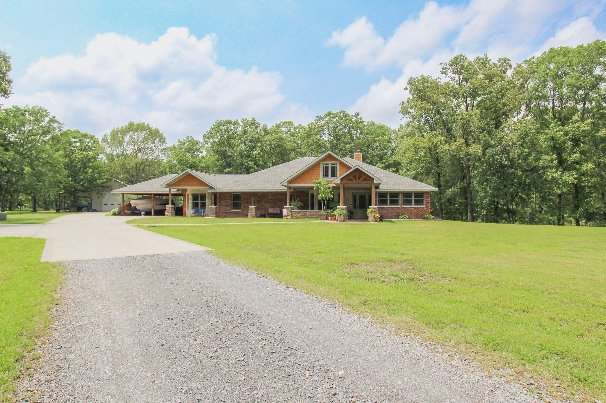 Hooks, Bowie County, TX Timberland Property, Hunting Property, House