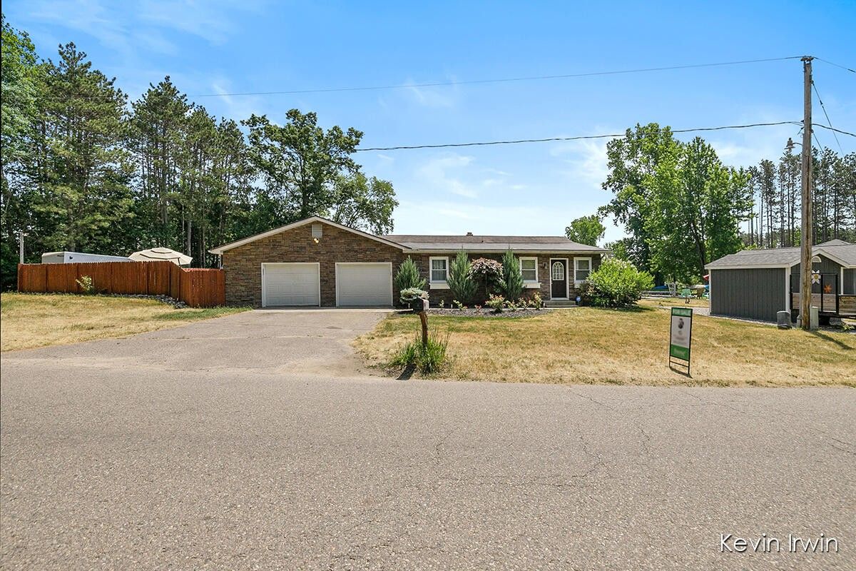 Howard City, Montcalm County, MI Lakefront Property, Waterfront