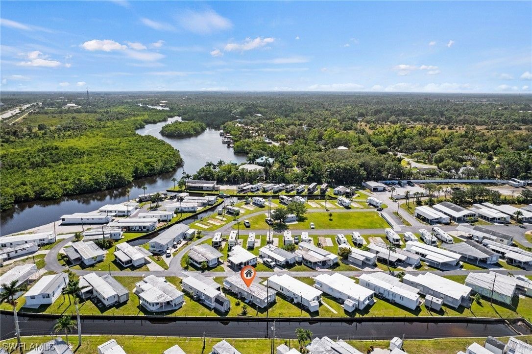 Fort Myers, Lee County, FL Lakefront Property, Waterfront Property