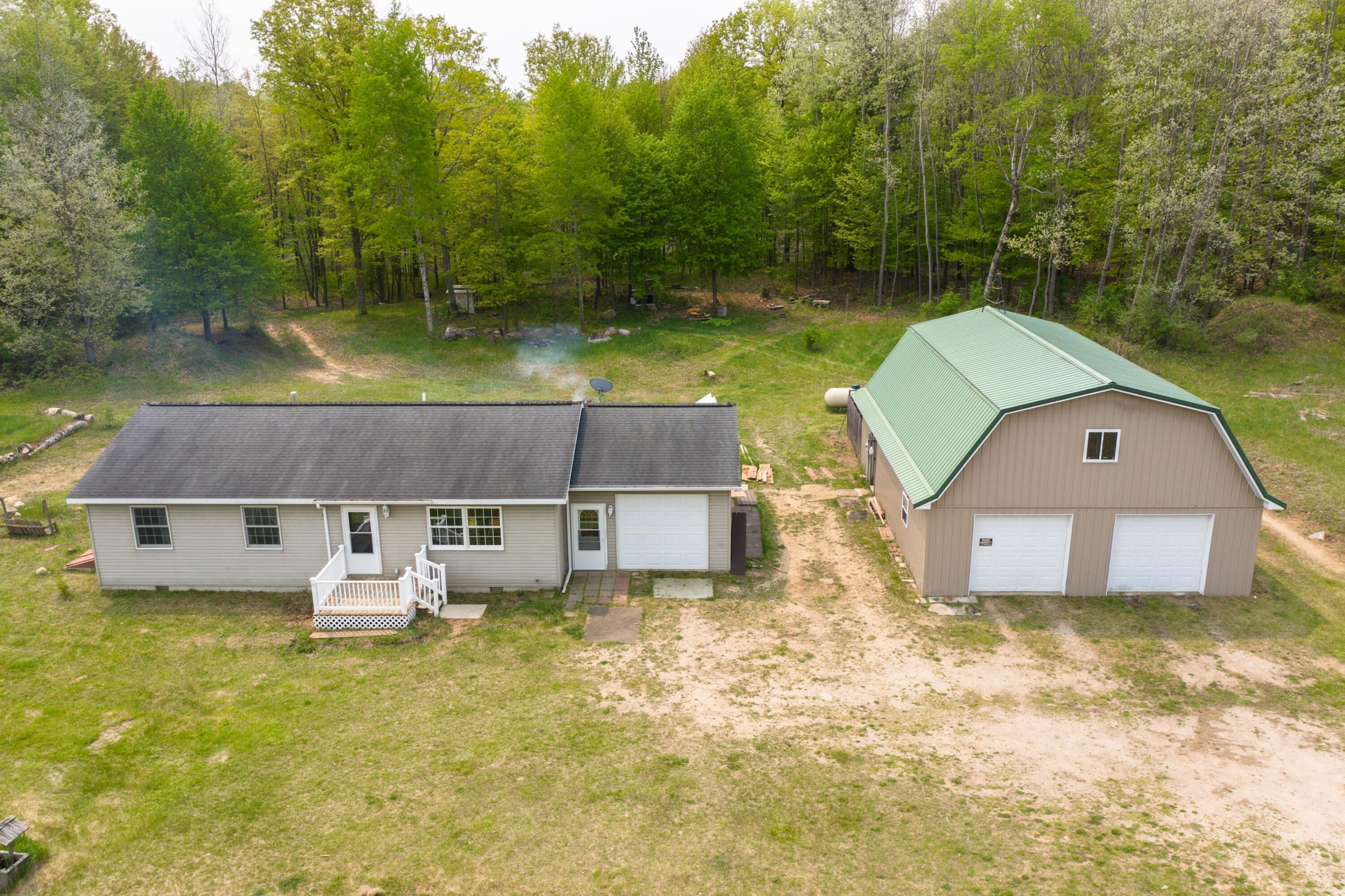 Rodney, Mecosta County, MI Lakefront Property, Waterfront Property