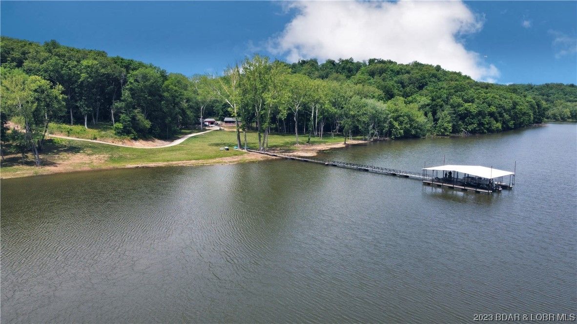 Lincoln, Benton County, MO Lakefront Property, Waterfront Property, House for sale Property ID