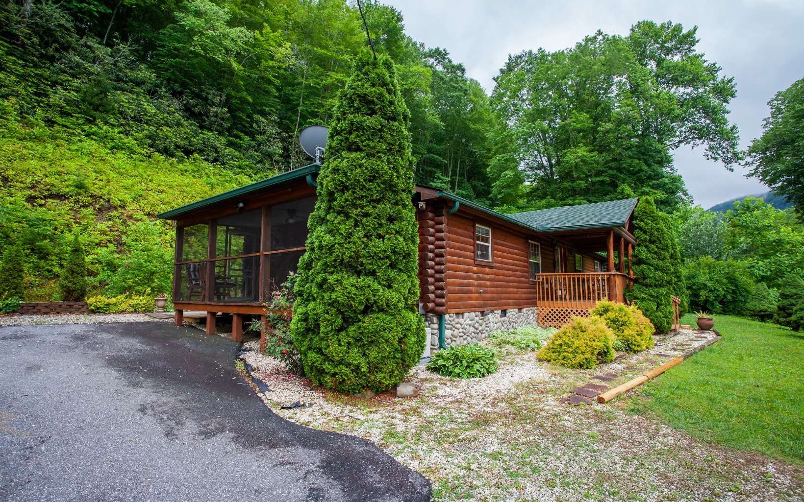 Robbinsville, Graham County, NC House for sale Property ID 416688810