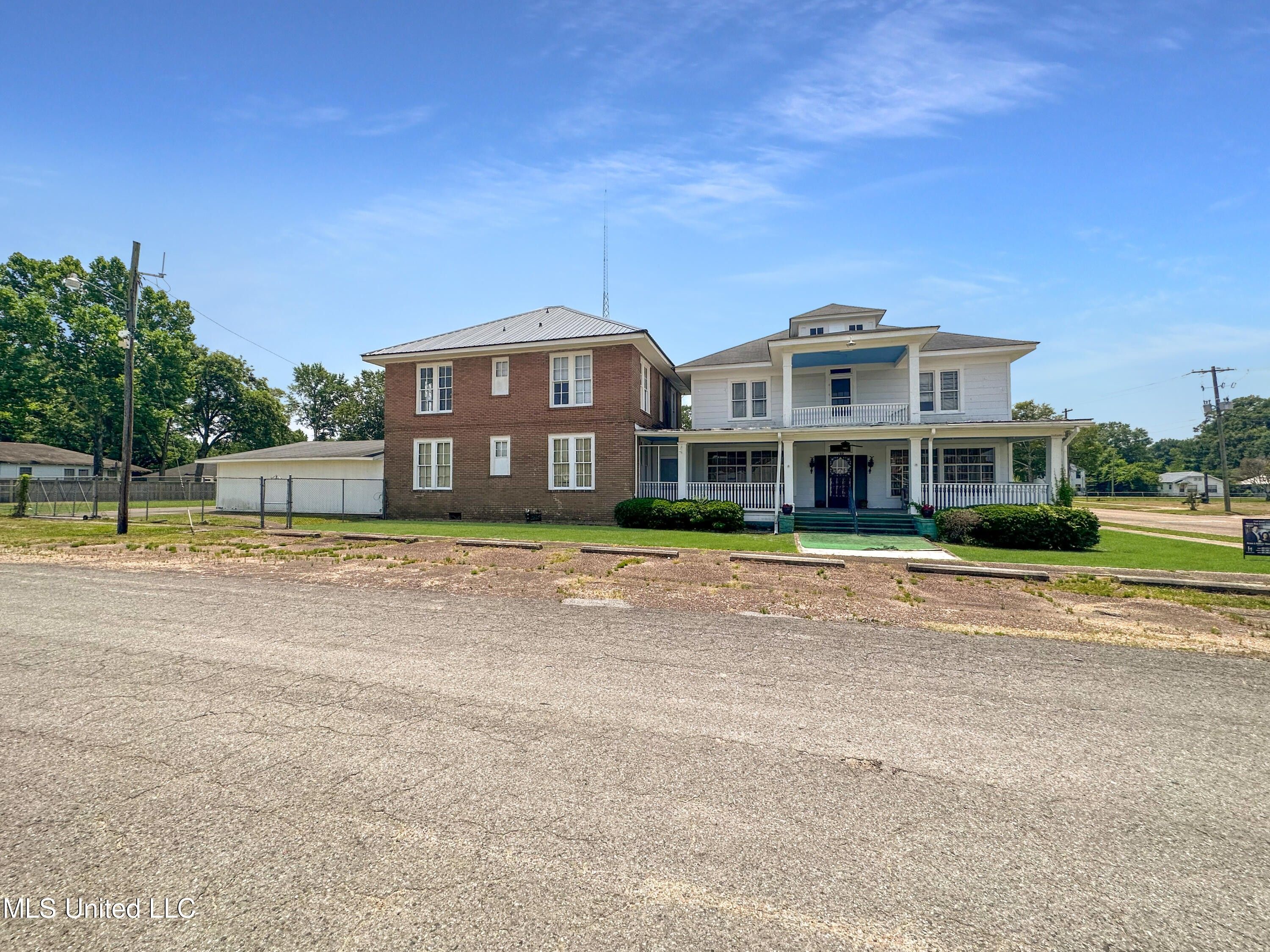 Mendenhall, Simpson County, MS Commercial Property, House for sale Property ID 416688942