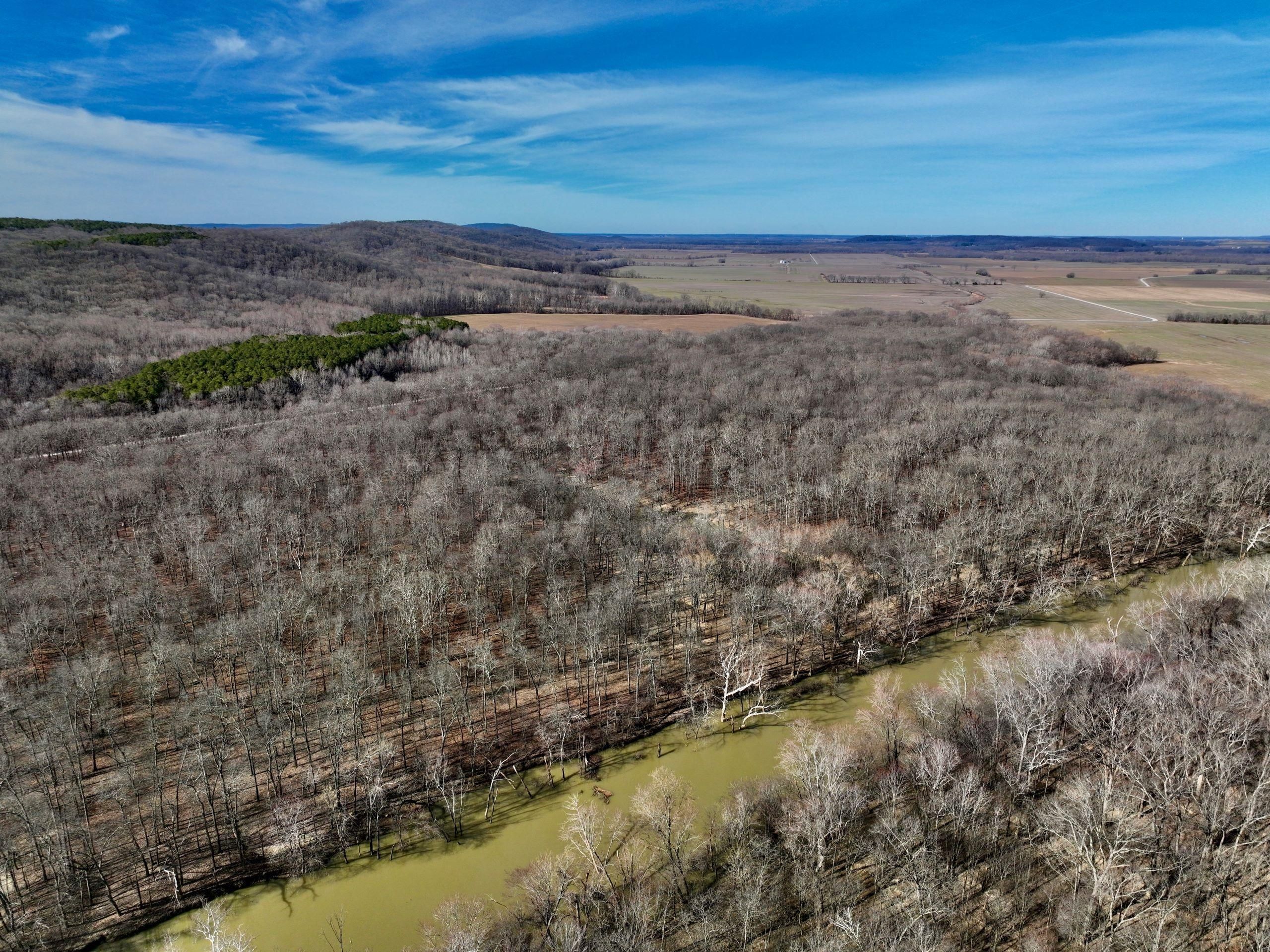 Junction, Gallatin County, IL Recreational Property, Hunting Property