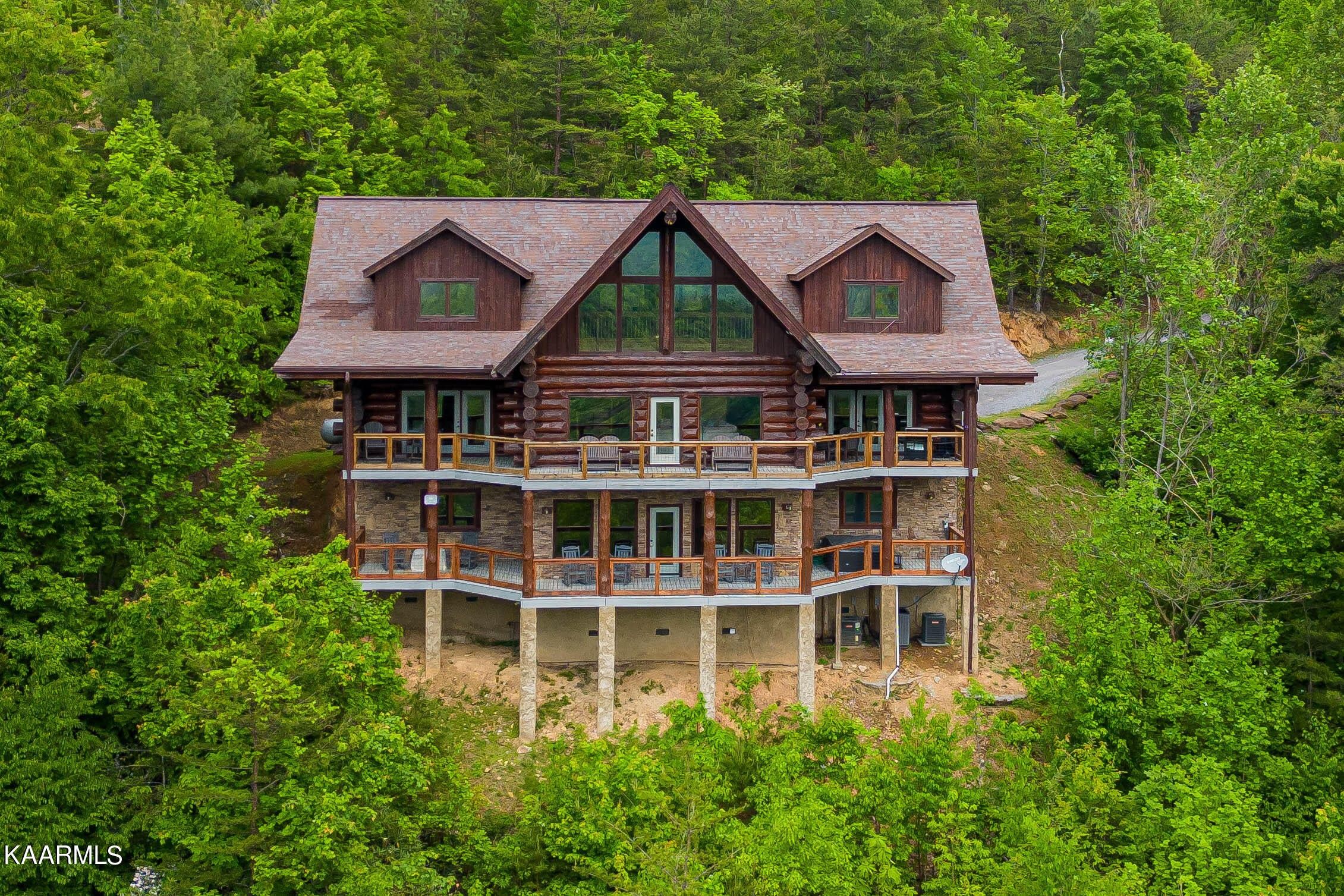 Gatlinburg, Sevier County, TN House for sale Property ID 416704809