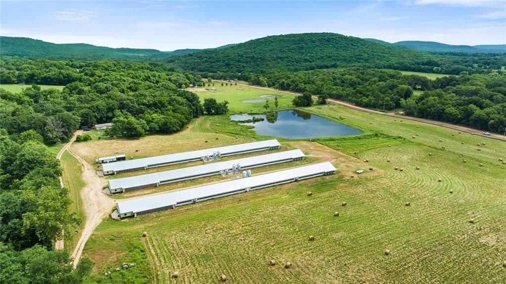 Bunch, Adair County, OK Commercial Property, House for sale Property ID