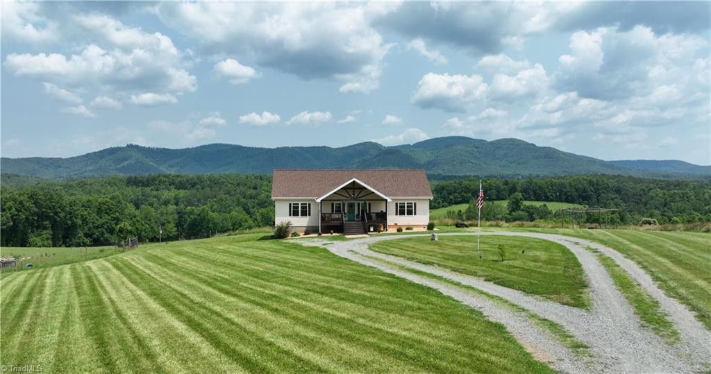 Traphill, Wilkes County, NC House for sale Property ID 416716912