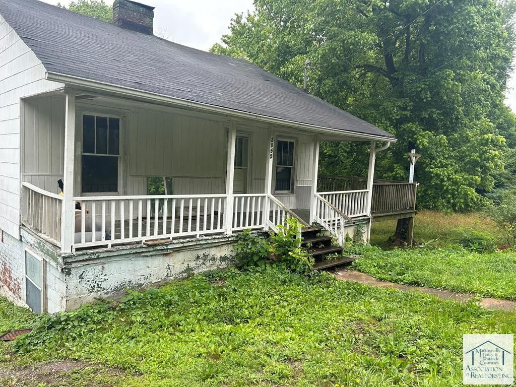 Martinsville, Henry County, VA House for sale Property ID 416736965