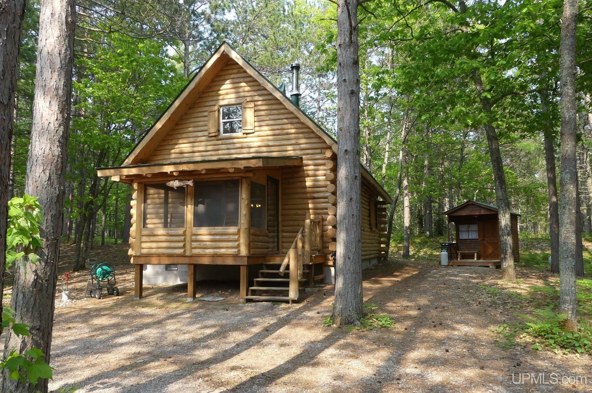 Grand Marais, Alger County, MI Lakefront Property, Waterfront Property, House for sale Property