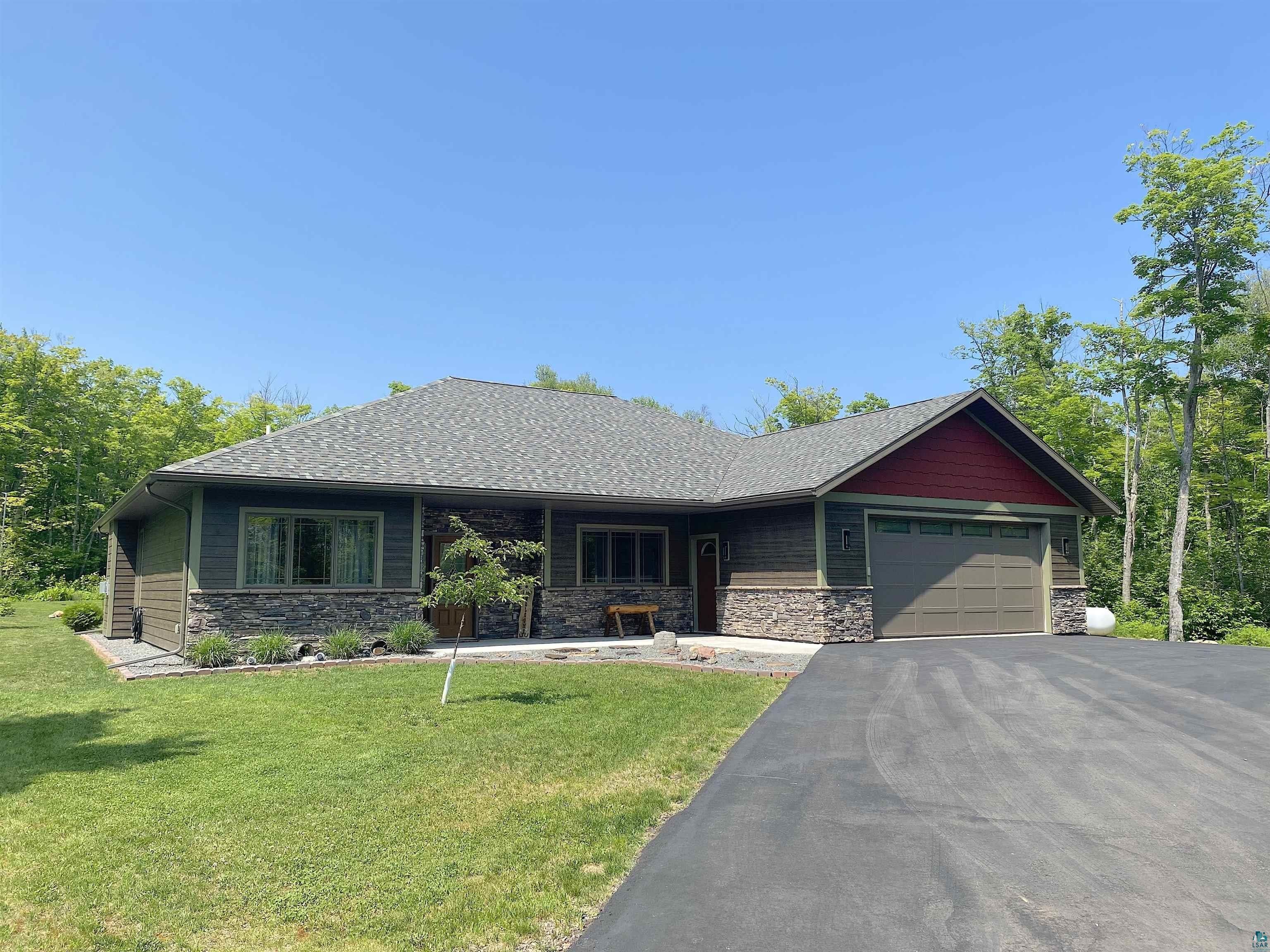 Silver Bay, Lake County, MN House for sale Property ID 416491104