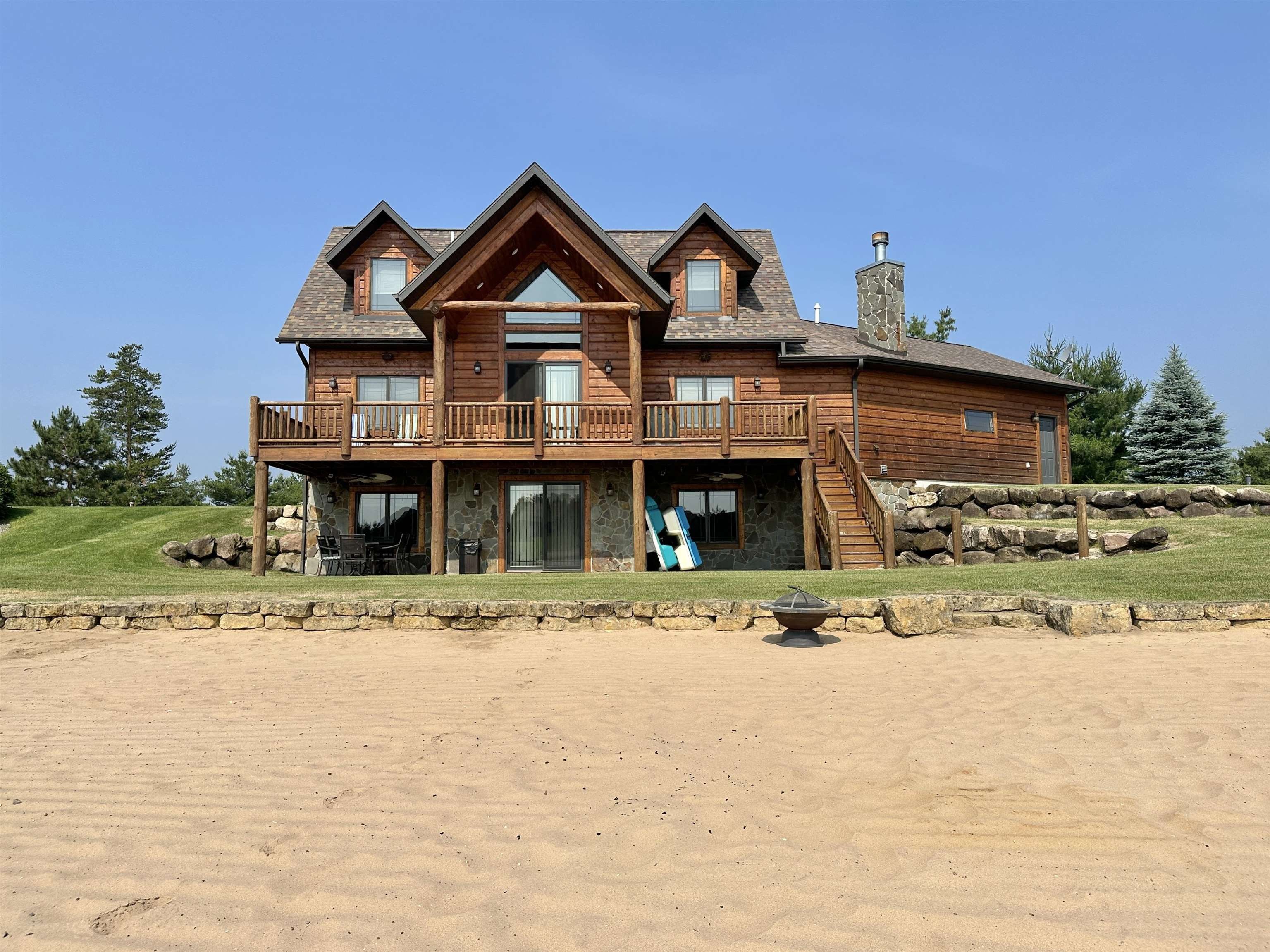 New Lisbon, Juneau County, WI Lakefront Property, Waterfront Property, House for sale Property