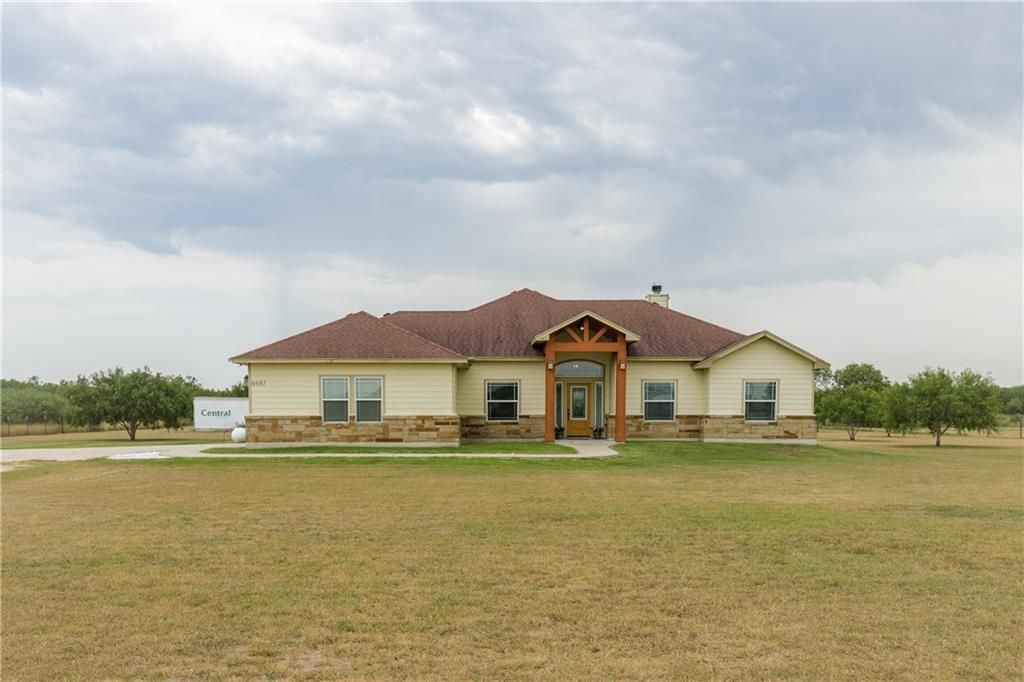Robstown, Nueces County, TX Farms and Ranches, Horse Property, House