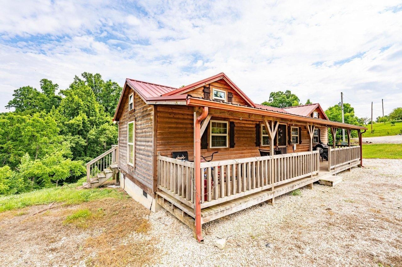 Milton, Mason County, WV Recreational Property, Hunting Property, House