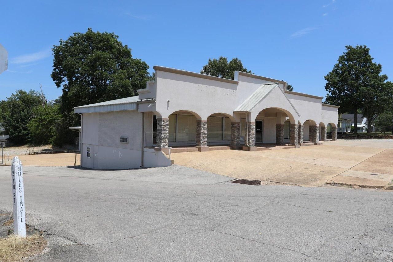 Poplar Bluff, Butler County, MO Commercial Property, House for sale