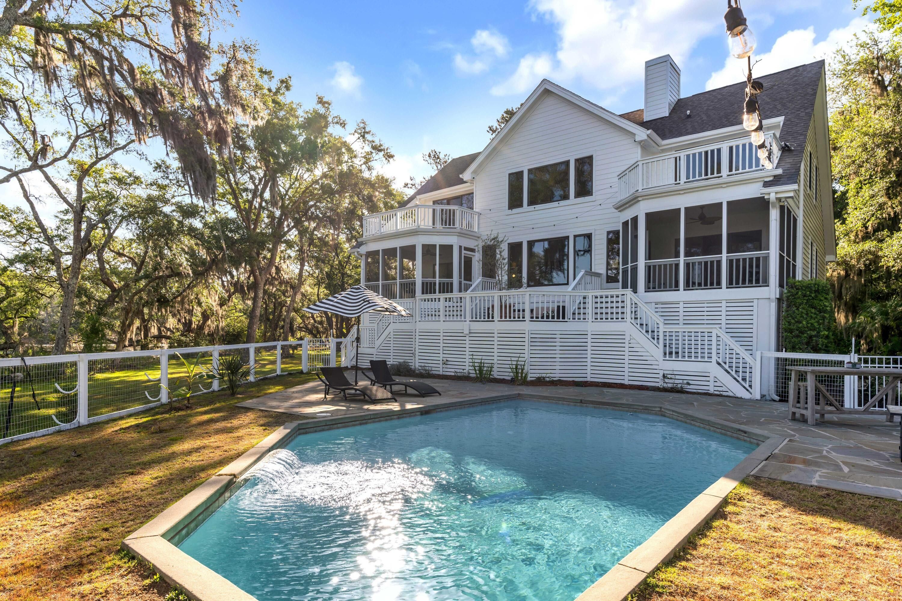 Wadmalaw Island, Charleston County, SC Lakefront Property, Waterfront
