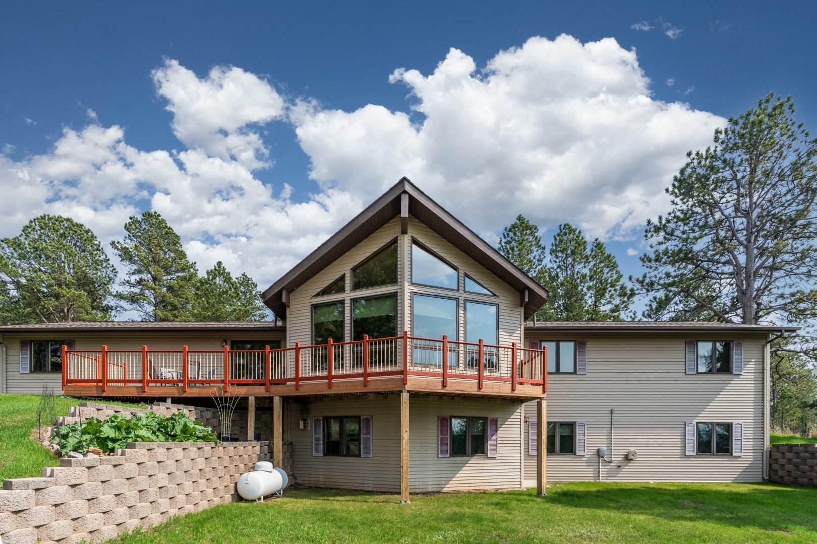Custer, Custer County, SD Recreational Property, Horse Property, House