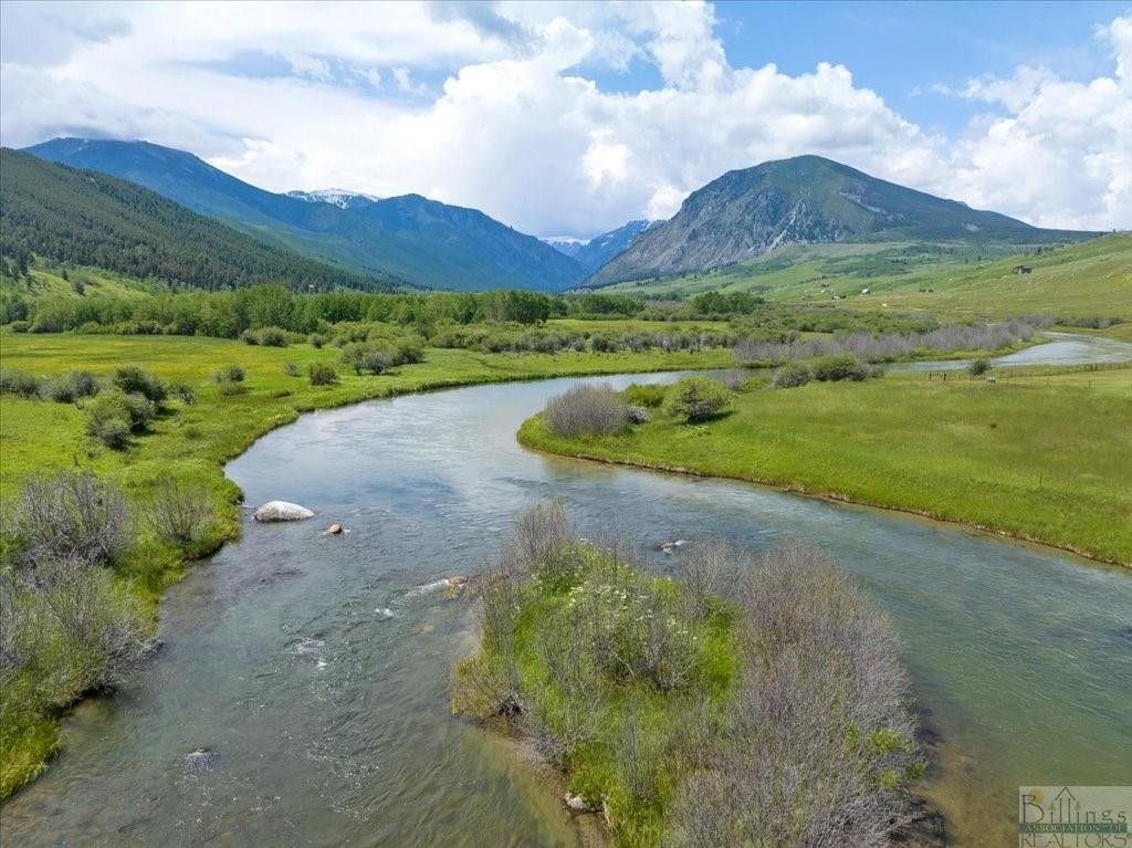 Roscoe, Carbon County, MT Farms and Ranches, Lakefront Property