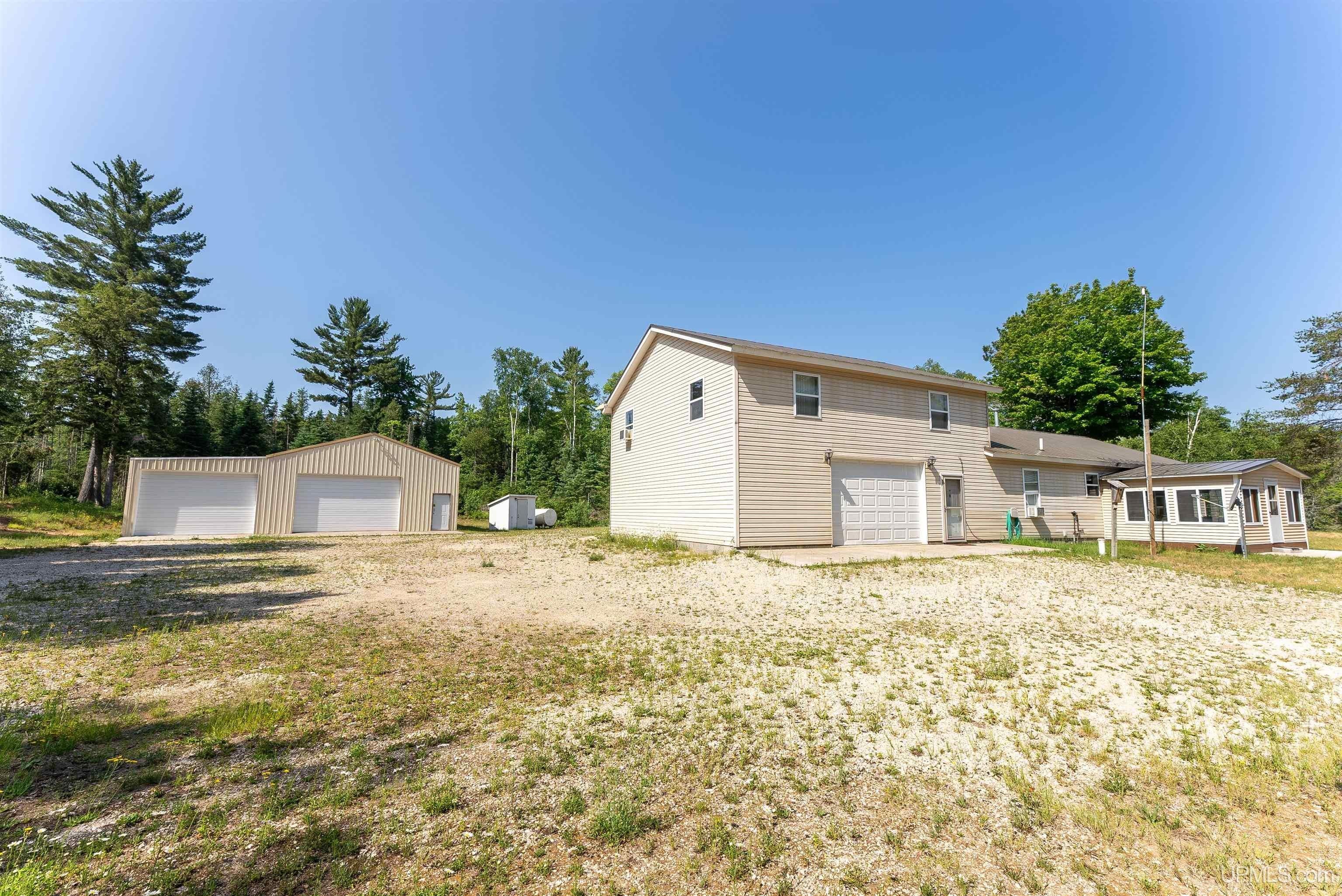 Gulliver, Schoolcraft County, MI Lakefront Property, Waterfront