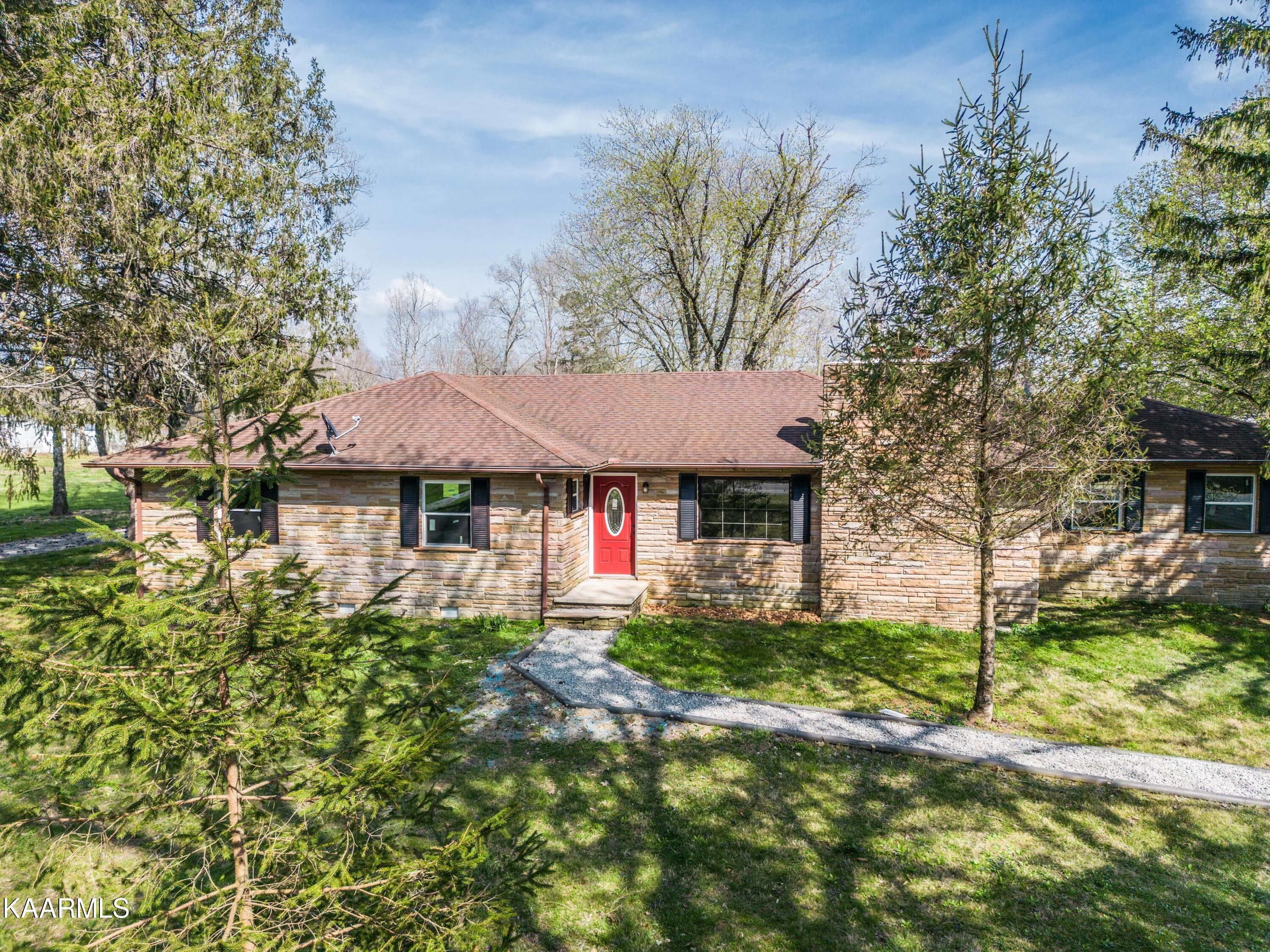 Jamestown, Fentress County, TN House for sale Property ID 416851168