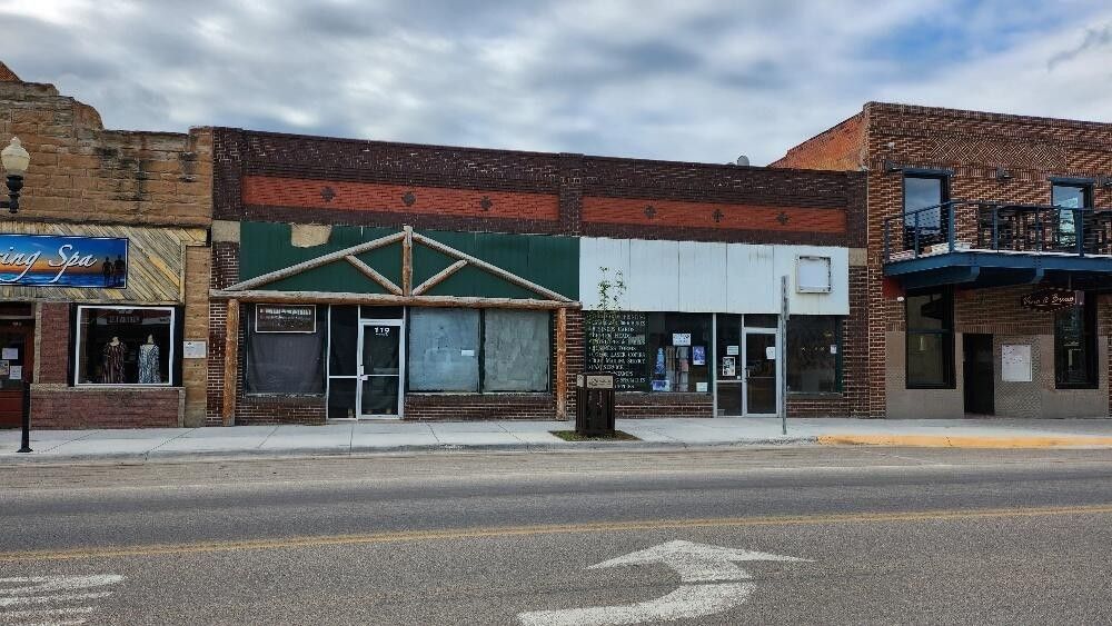 Lewistown, Fergus County, MT Commercial Property, House for sale