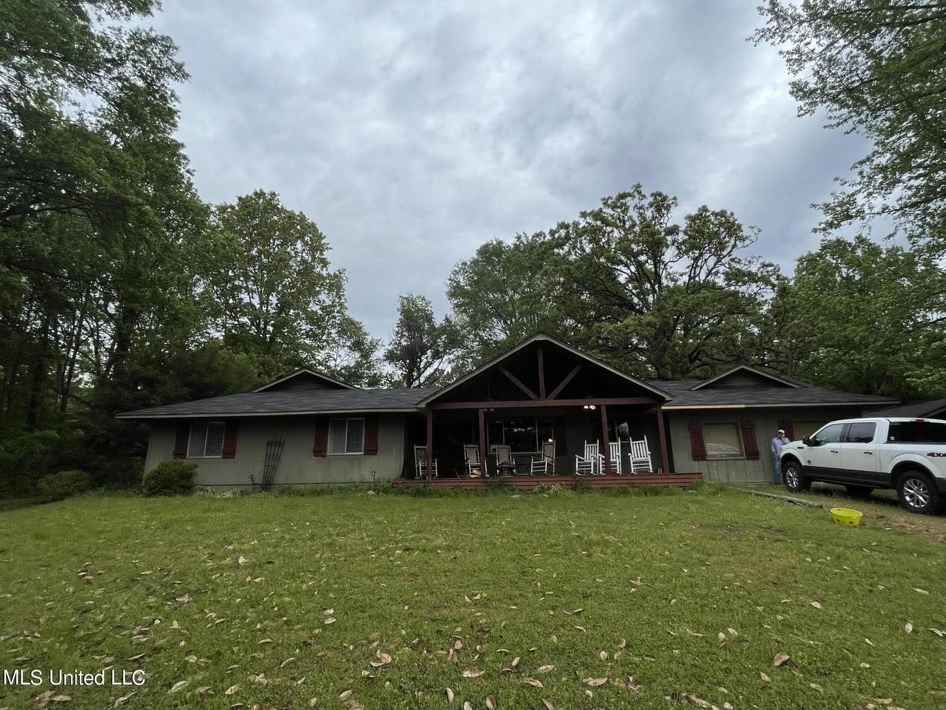 Charleston, Tallahatchie County, MS Recreational Property, Hunting
