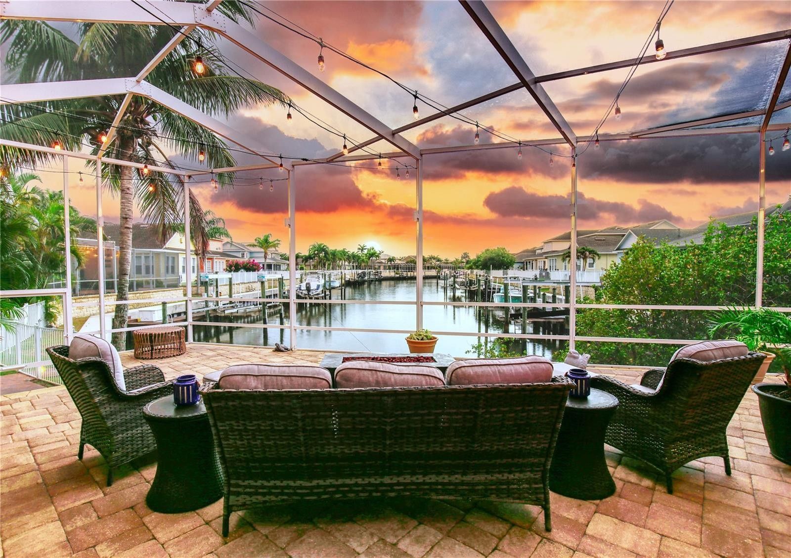 Apollo Beach, Hillsborough County, FL Lakefront Property, Waterfront