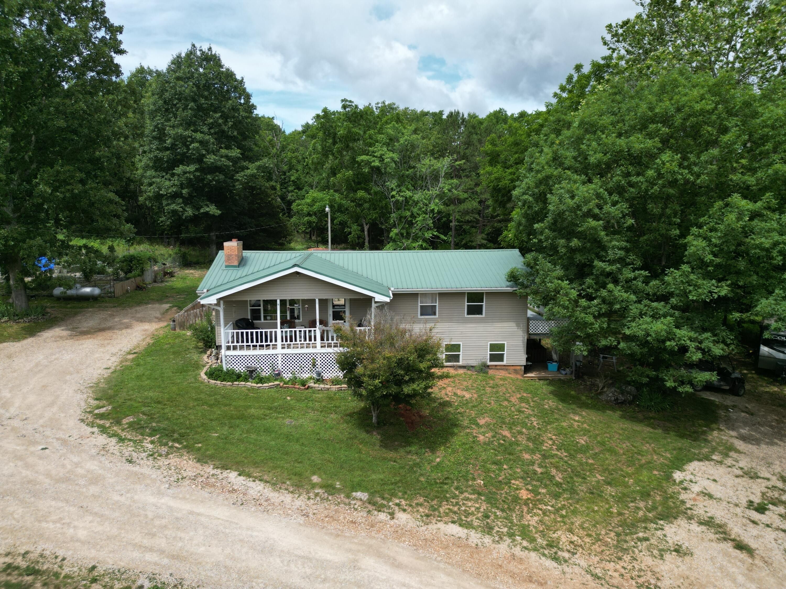 West Plains, Howell County, MO House for sale Property ID 416871008